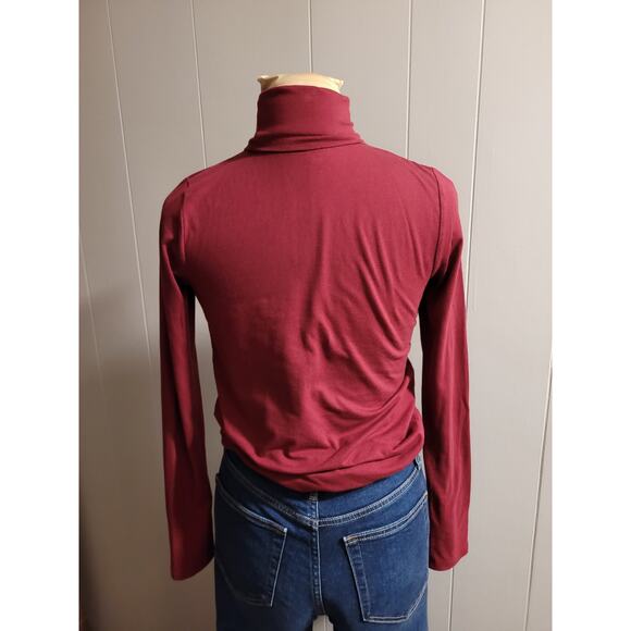 GAP - Women's Burgundy Red Cotton Turtleneck - Picture 7 of 10